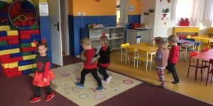 Pečení perníčků a čertování v 1. třídě - 1608203659_IMG_5045.JPG