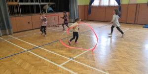 Cvičíme s gymnastickou stuhou - 1650901074_IMG_20220420_133831.jpg