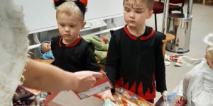 Čertí rej a mikulášská nadílka v MŠ Podvihov - 1670425082_20221206_103315.jpg