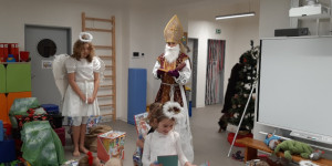 Čertí rej a mikulášská nadílka v MŠ Podvihov - 1670425086_20221206_102654.jpg