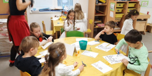 Čertí rej a mikulášská nadílka v MŠ Podvihov - 1670425101_20221206_094536.jpg