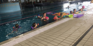 Plavání děti v MŠ Nových Sedlicích - 1683003336_A4428ED8-5635-4CEE-8E6E-FB60D9DE4A1B.jpeg