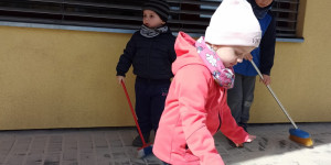 Na dvorečku - 1681410989_2.jpg