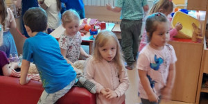 MŠ Štítina  a divadlo - 1747974333_20250521_081927.jpg
