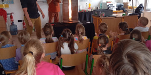 Vystoupeni ÚDiF pro 1., 2. a 3. třídu - 1749054485_1000015825.jpg